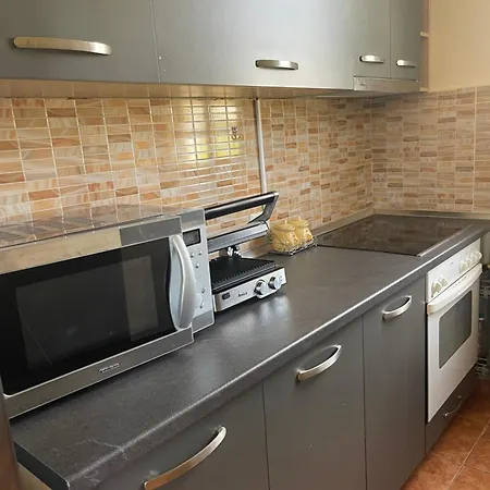 Apartment Near Beach,