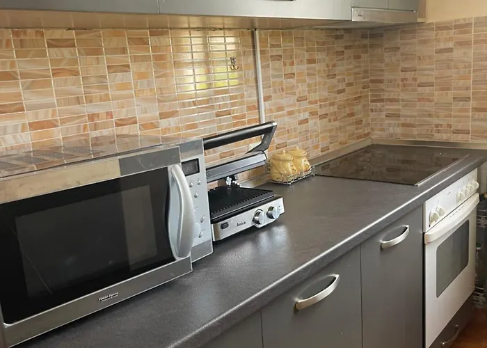 Apartment Near Beach,