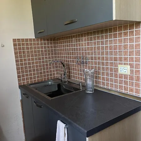 Apartament Near Beach, Golem (Tirana)